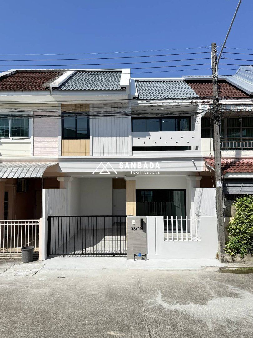 🏡 2 层联排别墅 🚩 Eksirichai Village（靠近皇家大学）- Ratchada