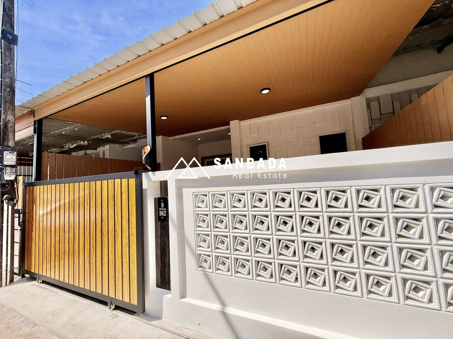 🏡✨ 联排别墅 – Sucharee Village (Pa Khlok)
