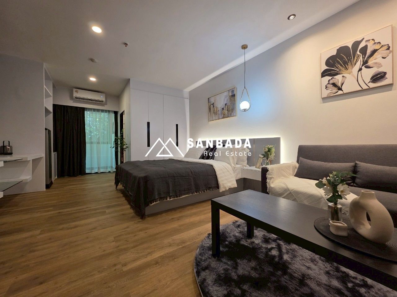 Condo in a city location – Panasorn City Condo (behind Makro)