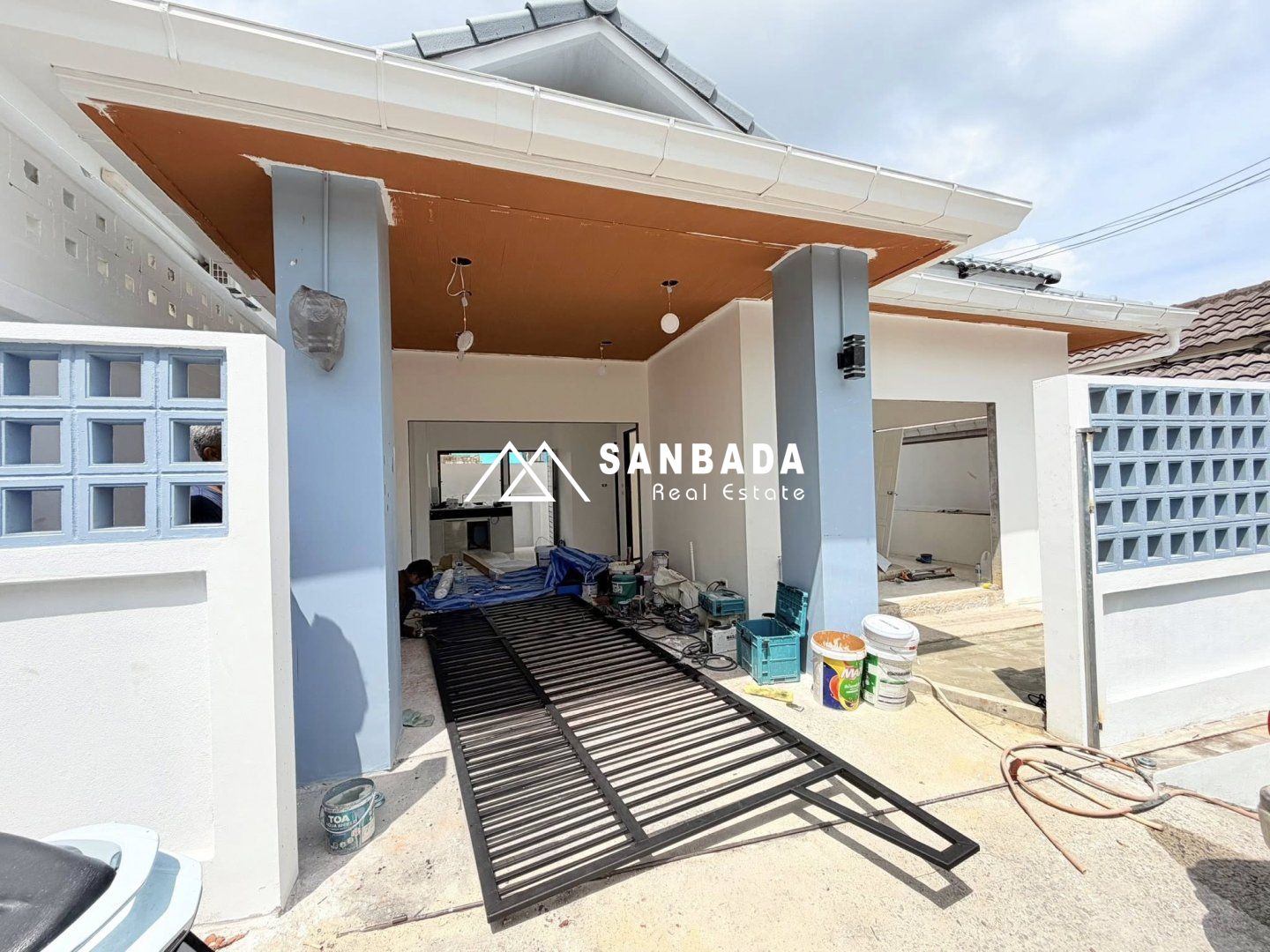 บ้านแฝดทำเลดี – ซอยใบหยกวิลล่า กะทู้ 2 ห้องนอน 1 ห้องน้ำ