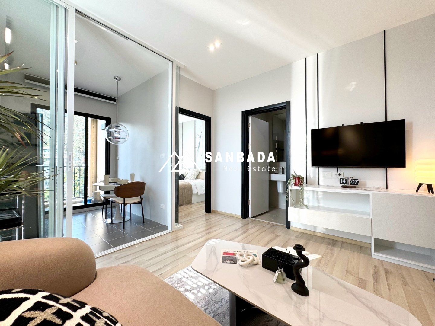The Base Uptown Condo - Ratsada，B栋，6楼 | 转角单元
