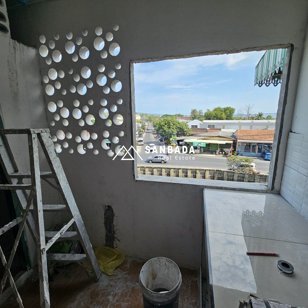 Housing Estate, Koh Sireh, Ratsada | Under 1 Million Baht, Currently Renovating.